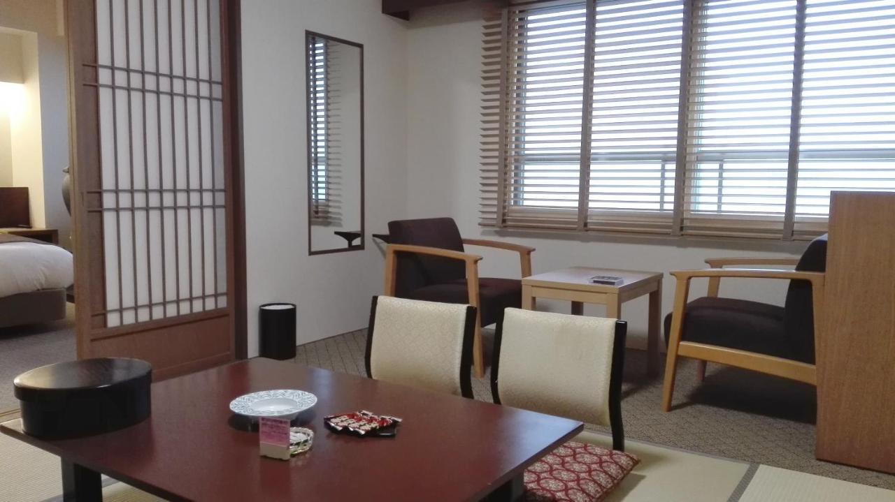 登別温泉　ホテルまほろば
