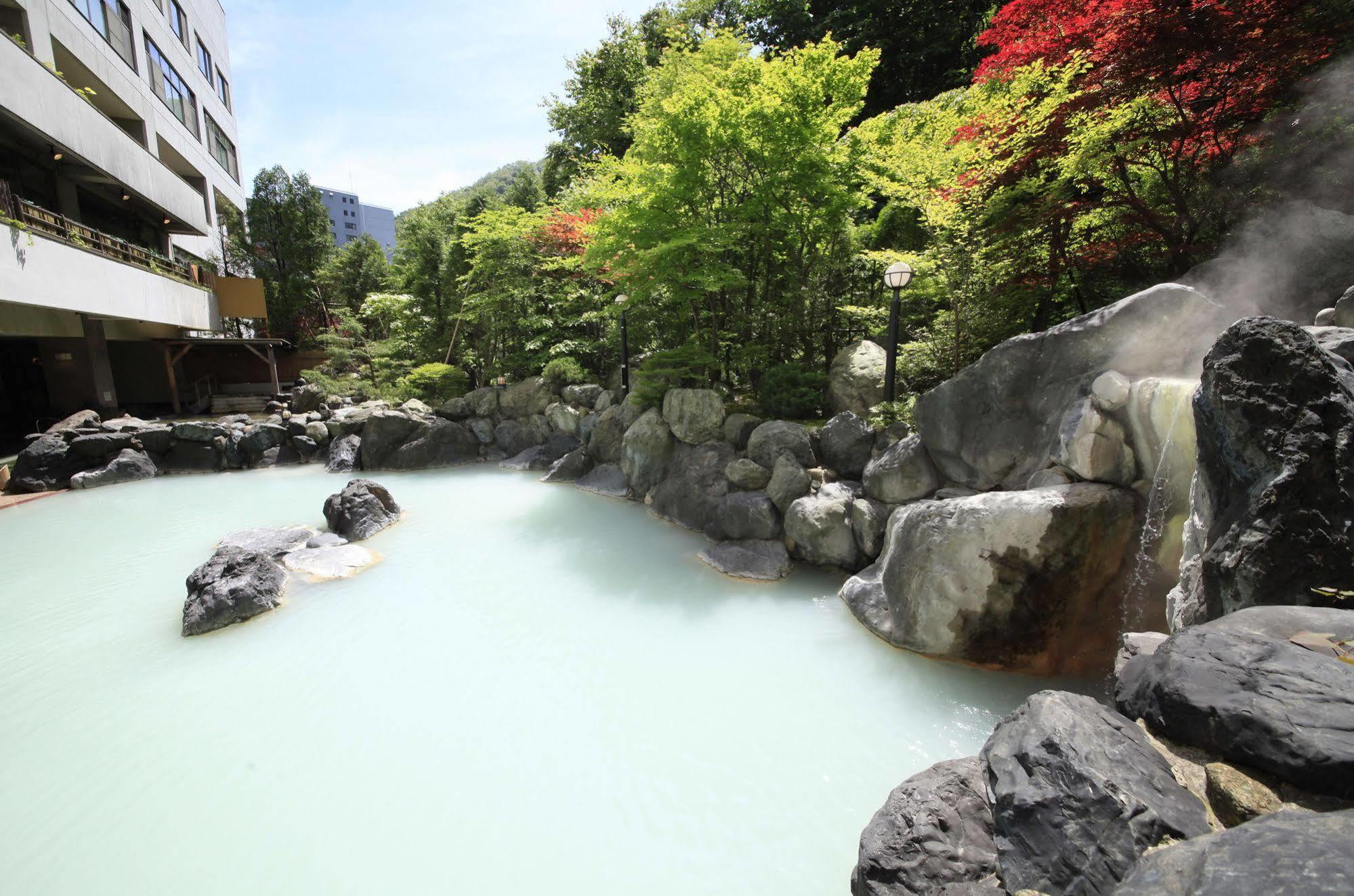 登別温泉　ホテルまほろば 4* 登別市